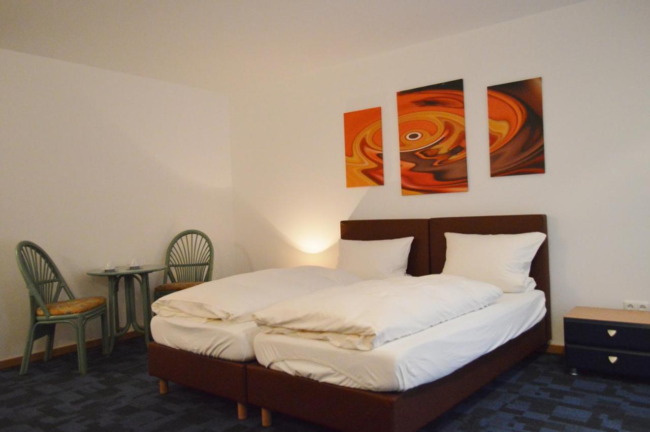 Hotel B8 Voerde Exterior photo